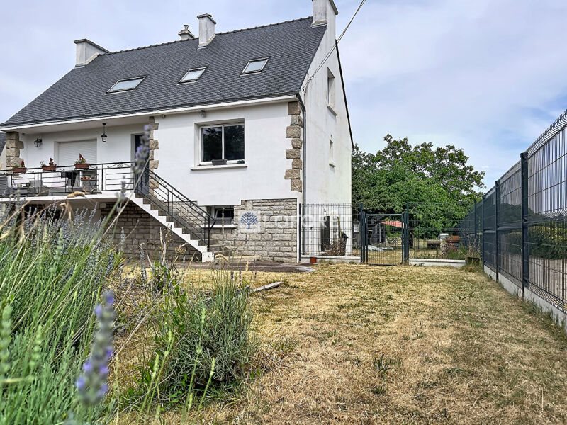 Maison à vendre, 127m², Plumergat
