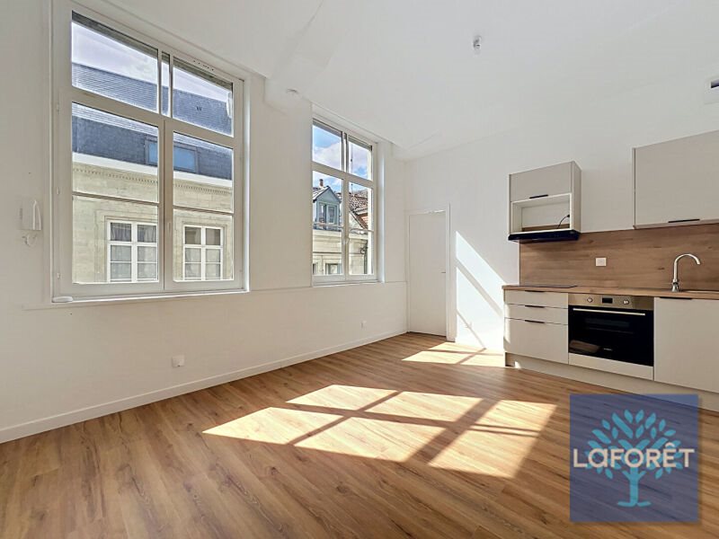 Appartement à louer, 33m², Valenciennes