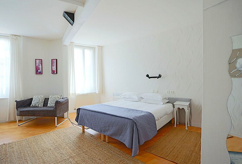 Maison à vendre, 382m², Châtel-Guyon