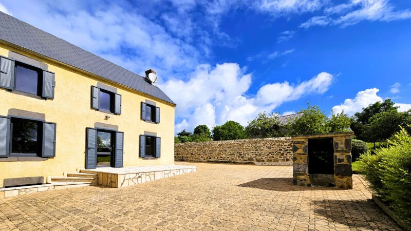 Maison à vendre, 210m², Blot-l'Eglise