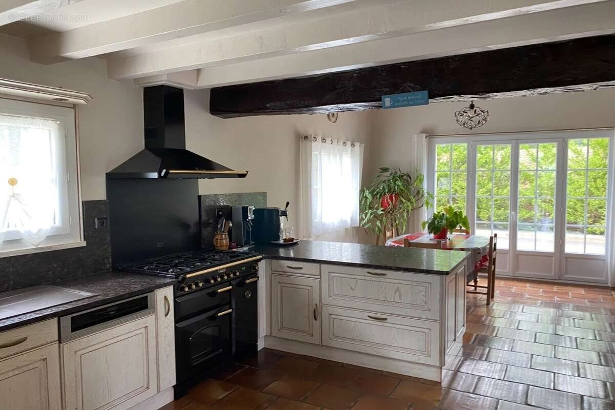 Maison à vendre, 208m², Tilh