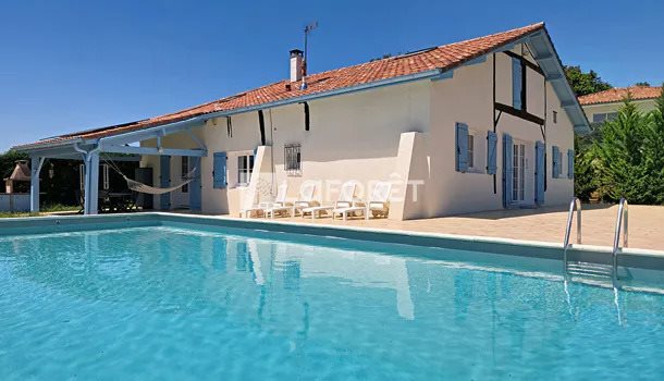 Maison à vendre, 208m², Tilh