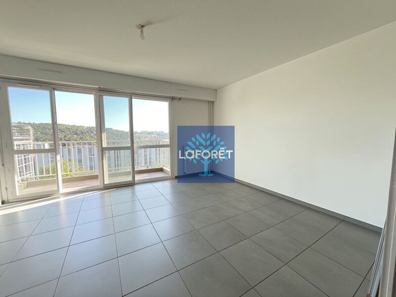 Appartement à louer, 68m², Oullins