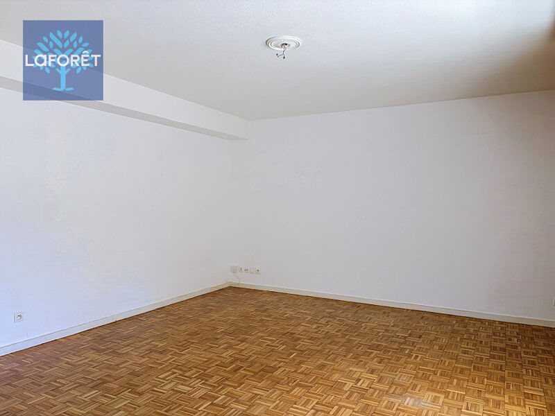 Appartement à vendre, 56m², Saint-Genis-Laval