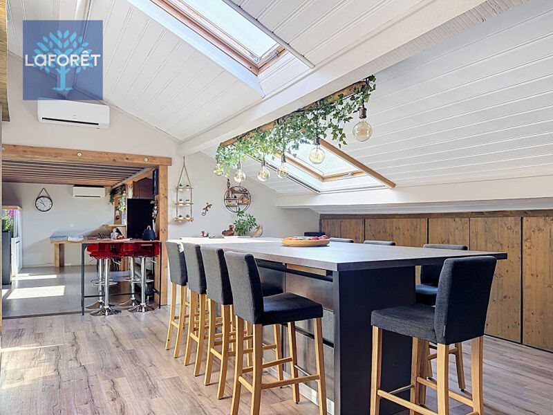 Appartement à vendre, 117m², Saint-Genis-Laval