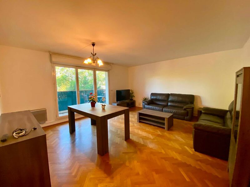 Appartement à louer, 97m², Puteaux