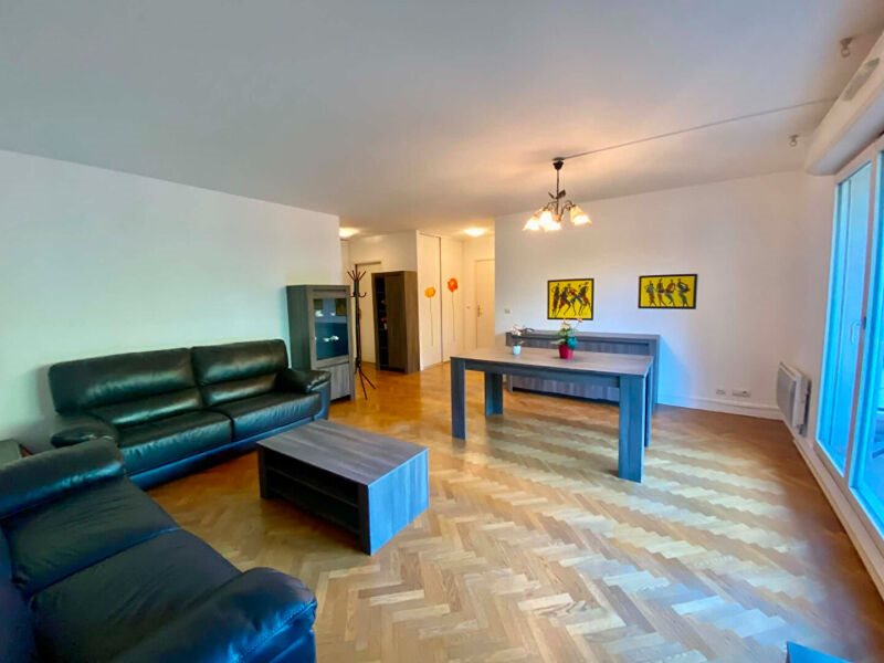 Appartement à louer, 97m², Puteaux