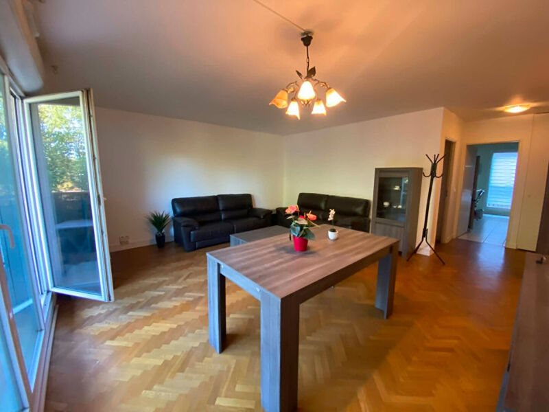 Appartement à louer, 97m², Puteaux
