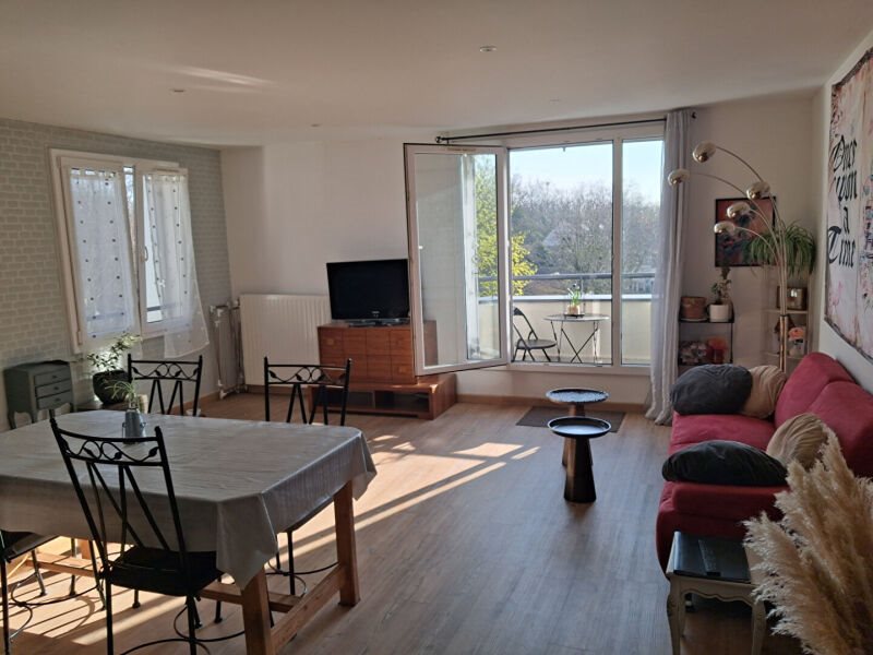 Appartement à louer, 70m², Éragny