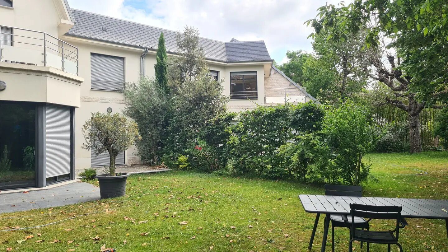 Appartement à louer, 81m², Chatou