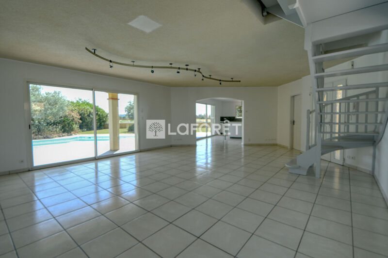 Maison à vendre, 170m², Peyrole