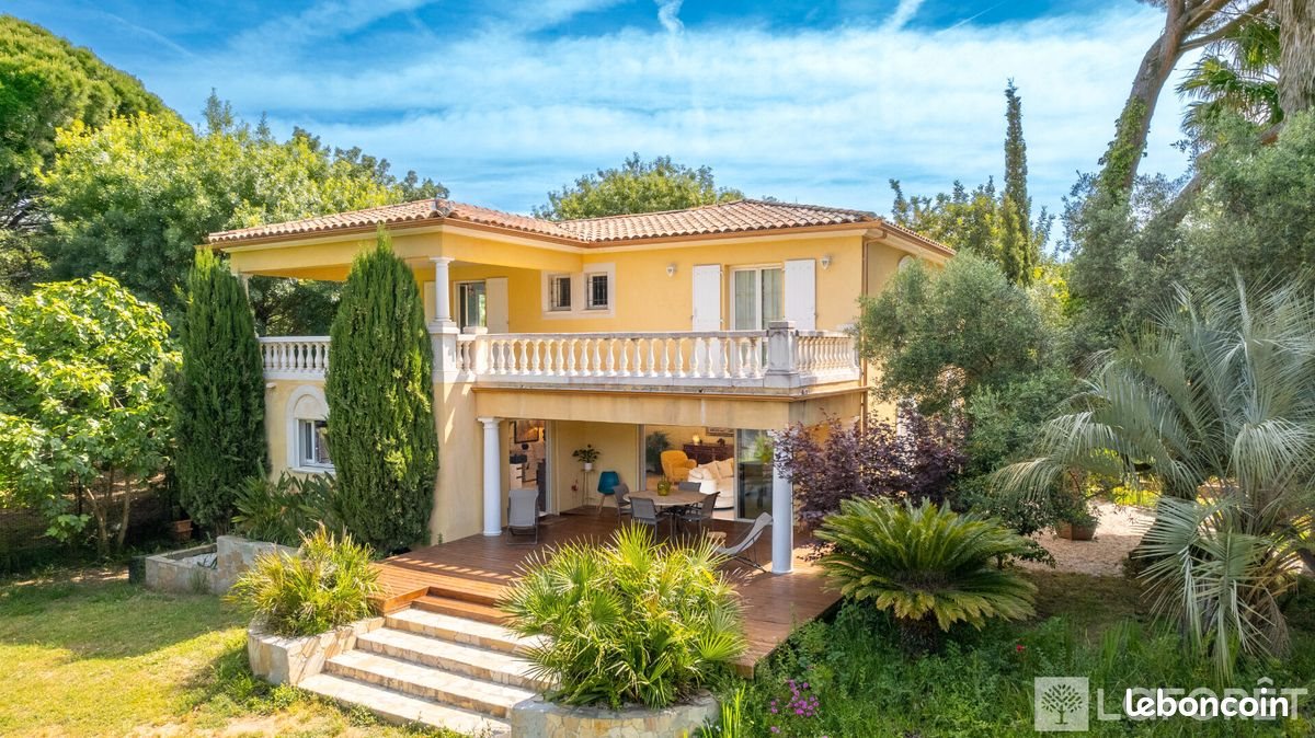 Maison à vendre, 245m², Fréjus