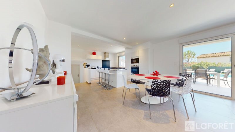 Maison à vendre, 135m², Roquebrune-sur-Argens