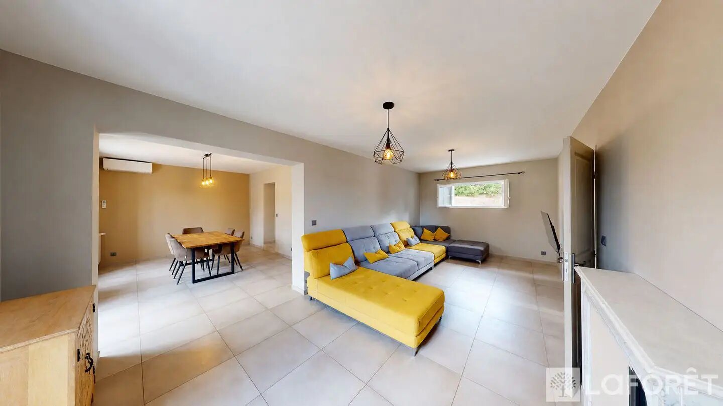 Maison à louer, 180m², Saint-Raphaël