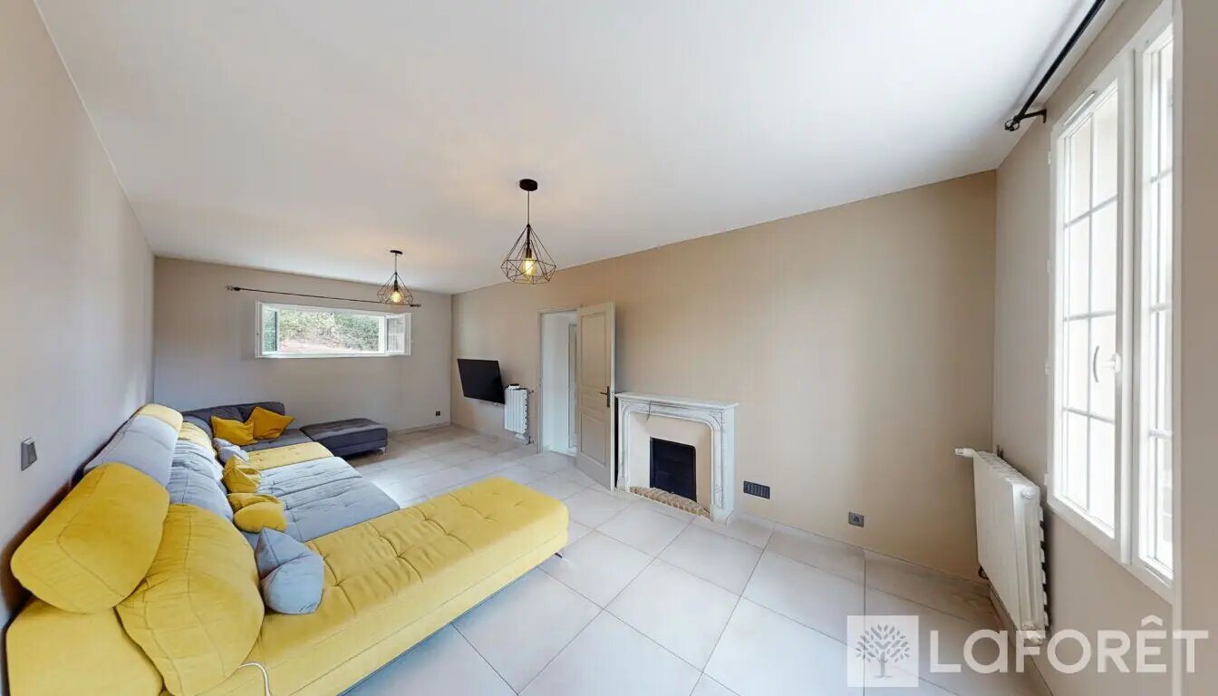 Maison à louer, 180m², Saint-Raphaël