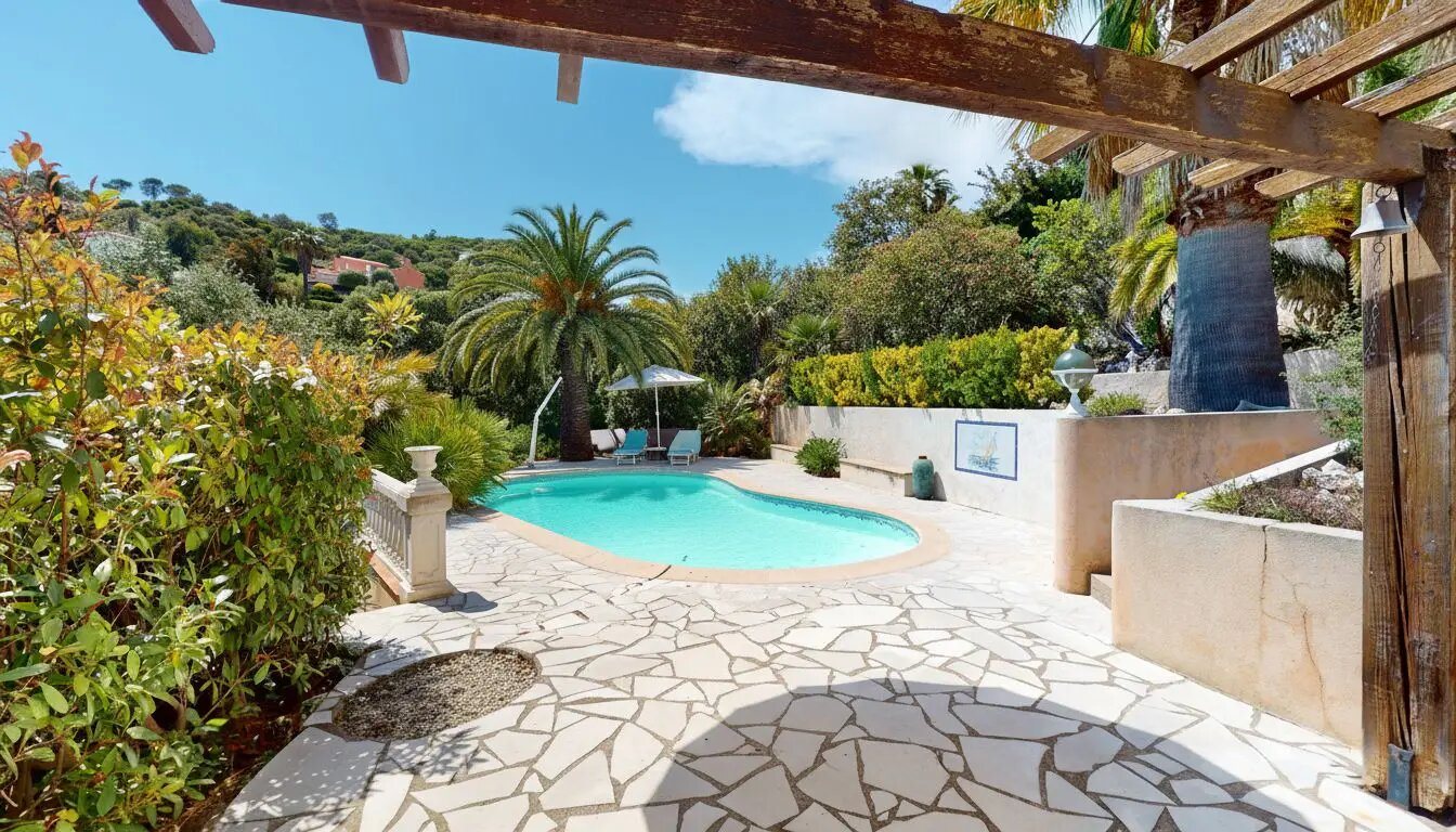 Maison à vendre, 178m², Roquebrune-sur-Argens