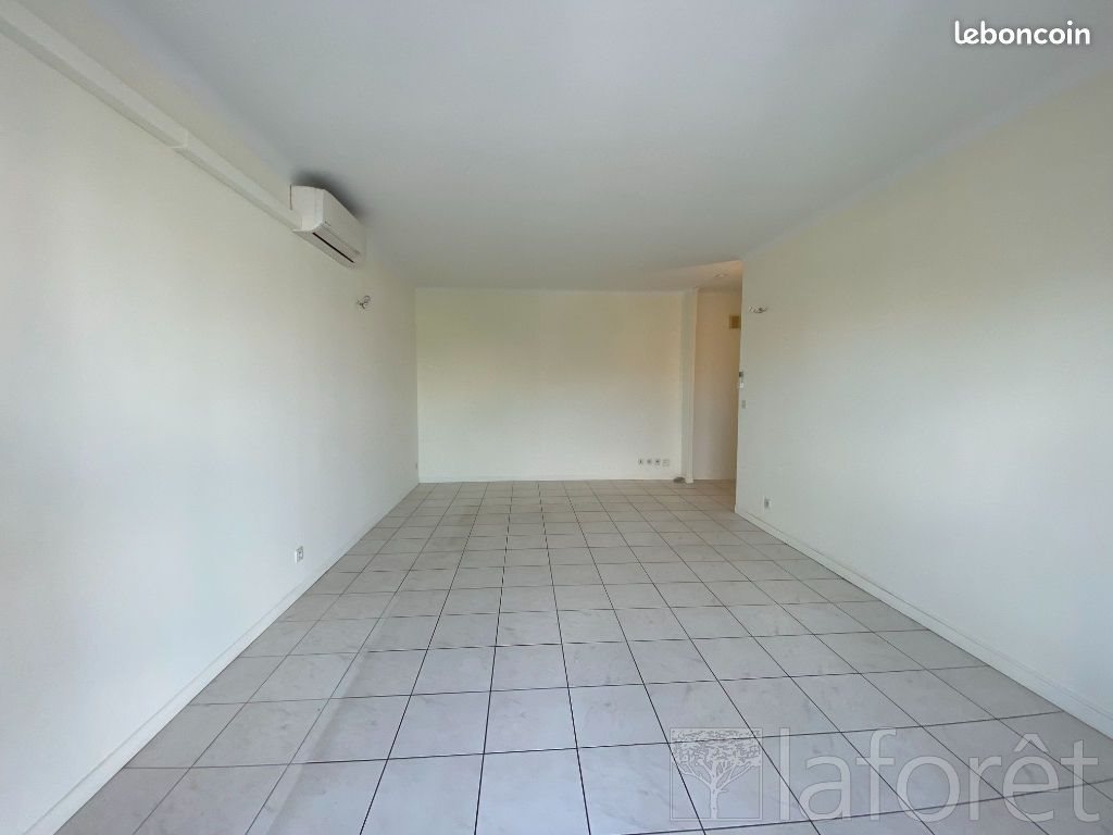 Appartement à louer, 69m², Fréjus