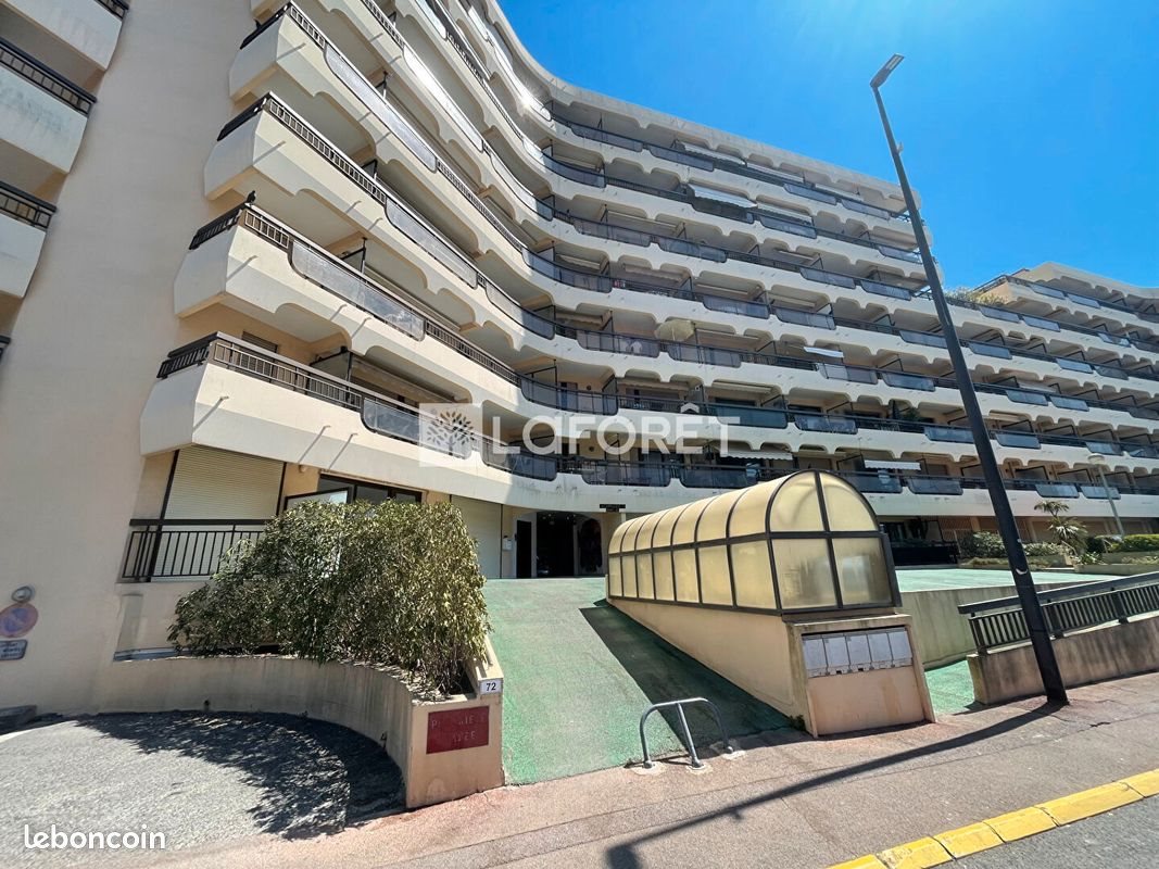 Appartement à louer, 27m², Fréjus