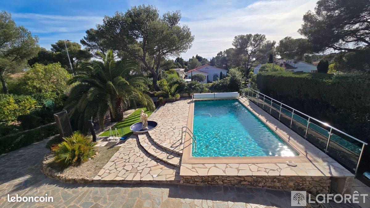 Maison à vendre, 137m², Saint-Raphaël