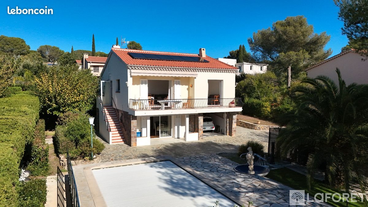 Maison à vendre, 137m², Saint-Raphaël