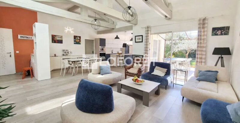 Maison à vendre, 192m², Rochefort-du-Gard