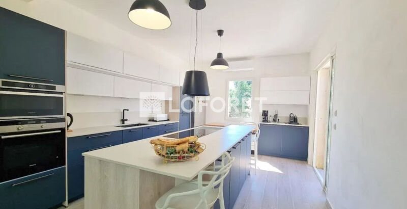 Maison à vendre, 192m², Rochefort-du-Gard