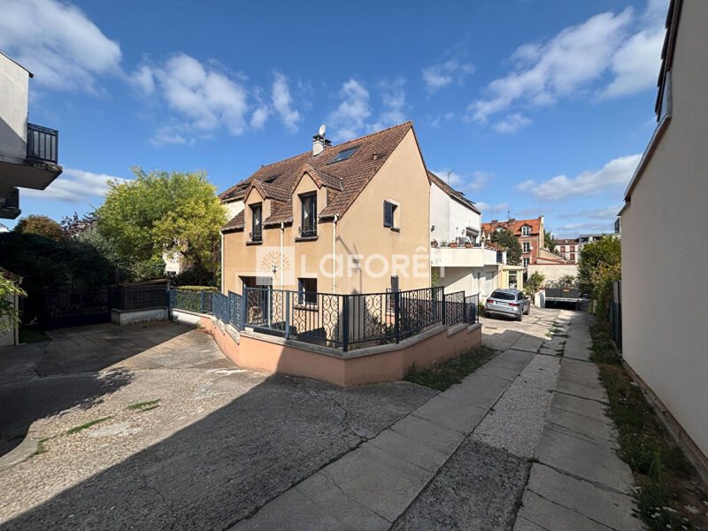 Maison à louer, 84m², Nanterre