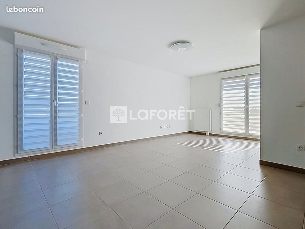 Appartement à louer, 81m², Noiseau