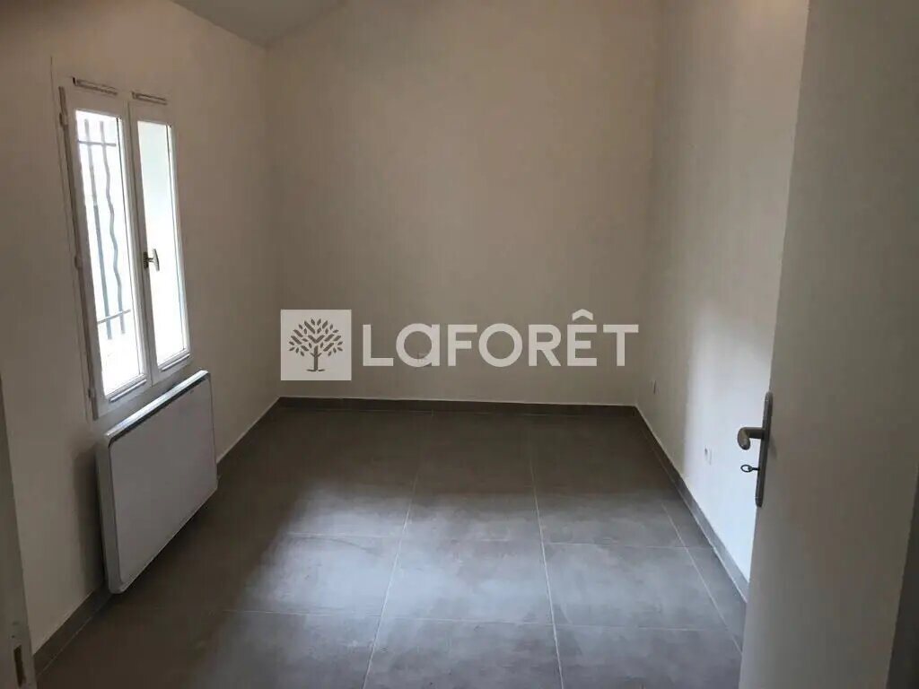 Appartement à louer, 24m², Villeneuve-sous-Dammartin