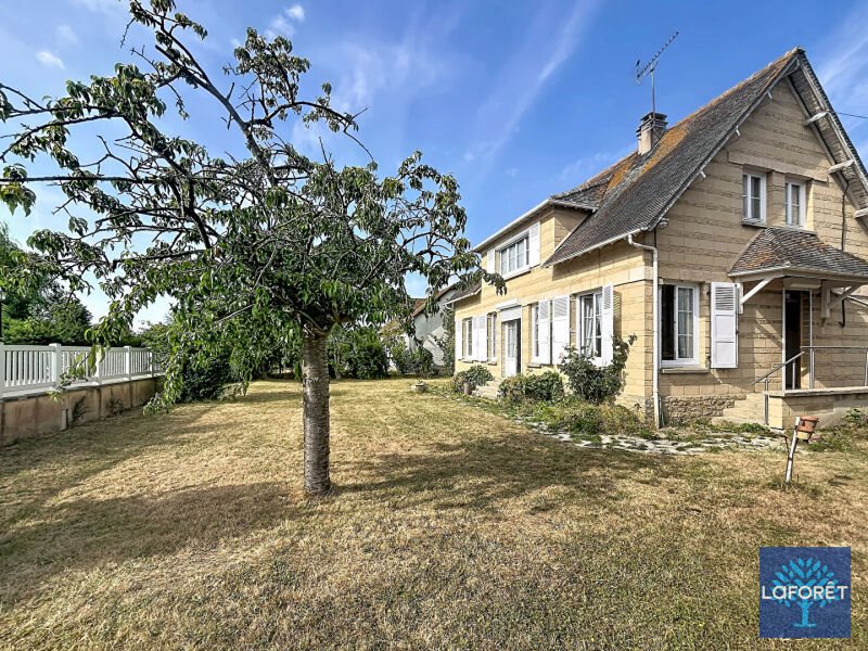 Maison à vendre, 121m², Conches-en-Ouche