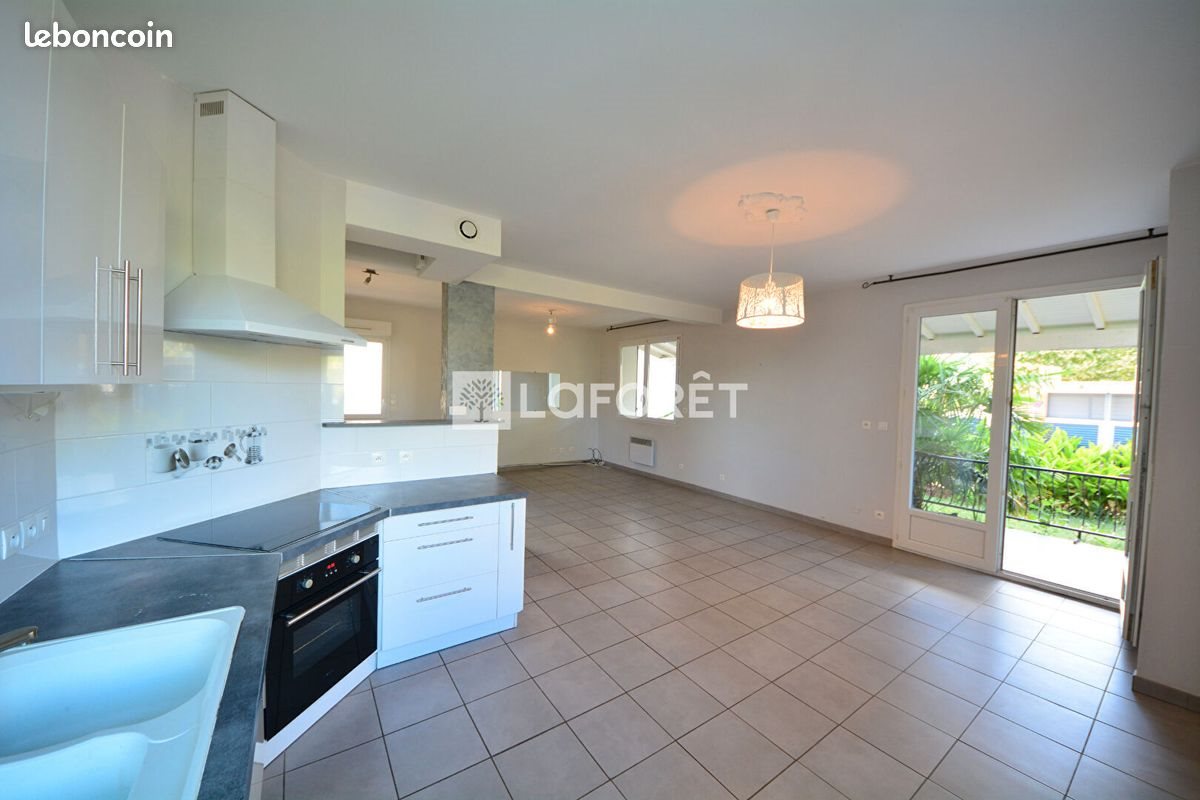 Appartement à louer, 86m², Fronton