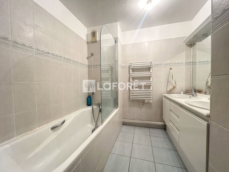 Appartement à vendre, 63m², Saint-Cyr-l'Ecole