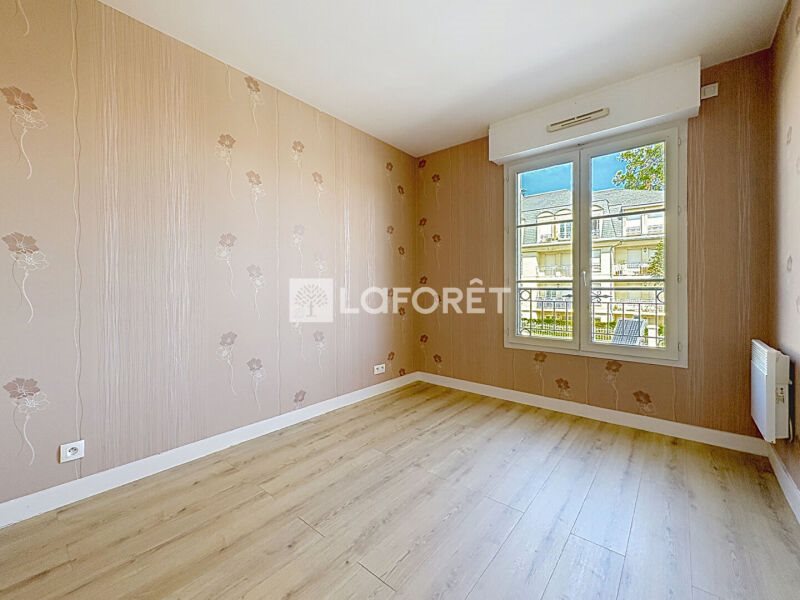 Appartement à louer, 44m², Saint-Cyr-l'Ecole