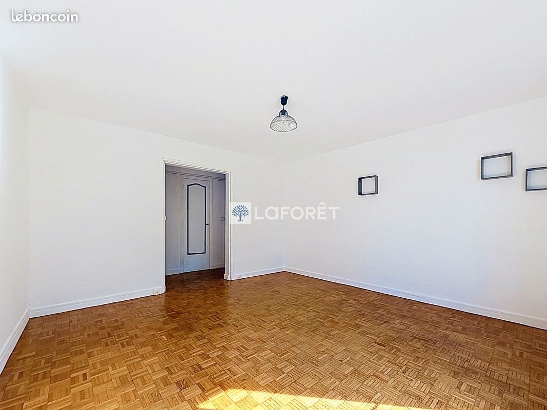 Appartement à vendre, 61m², Saint-Cyr-l'École