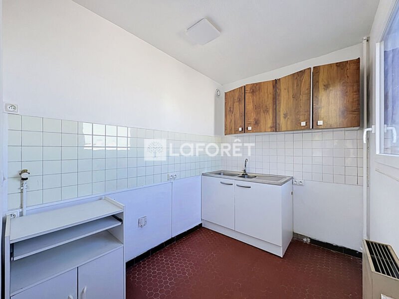 Appartement à louer, 27m², Saint-Cyr-l'École