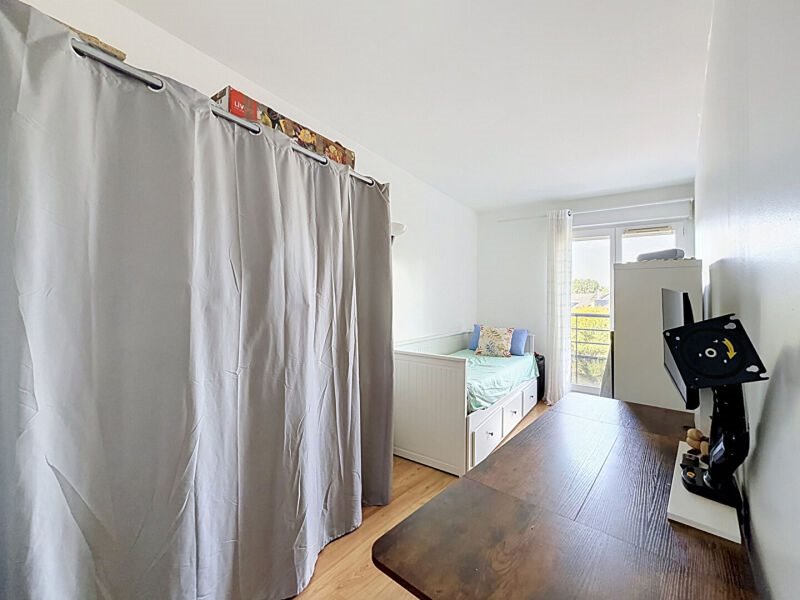 Appartement à vendre, 57m², Saint-Cyr-l'Ecole