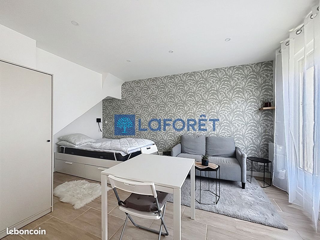 Appartement à louer, 22m², Paray-Vieille-Poste