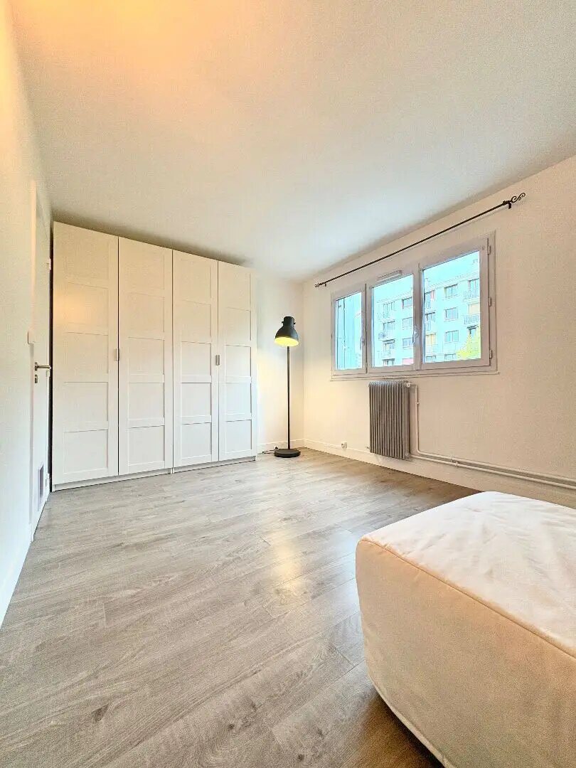 Appartement à louer, 60m², Issy-les-Moulineaux