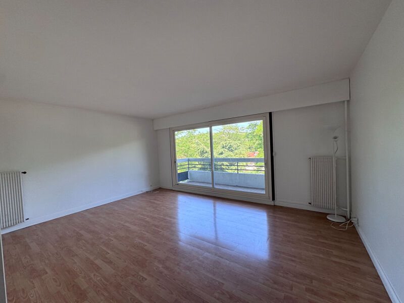 Appartement à vendre, 72m², Chaville
