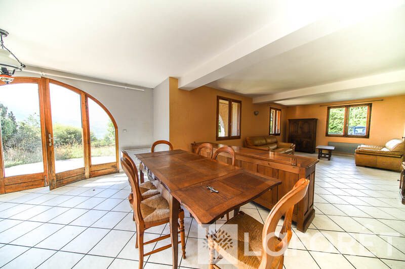 Maison à vendre, 265m², Embrun