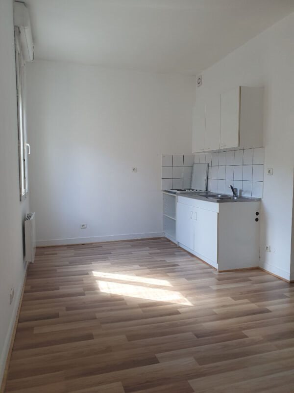 Appartement à louer, 23m², Lormont