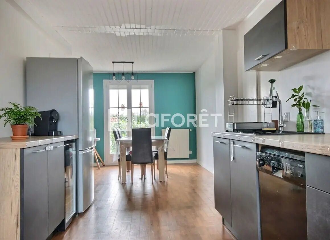 Maison à vendre, 106m², Bonson
