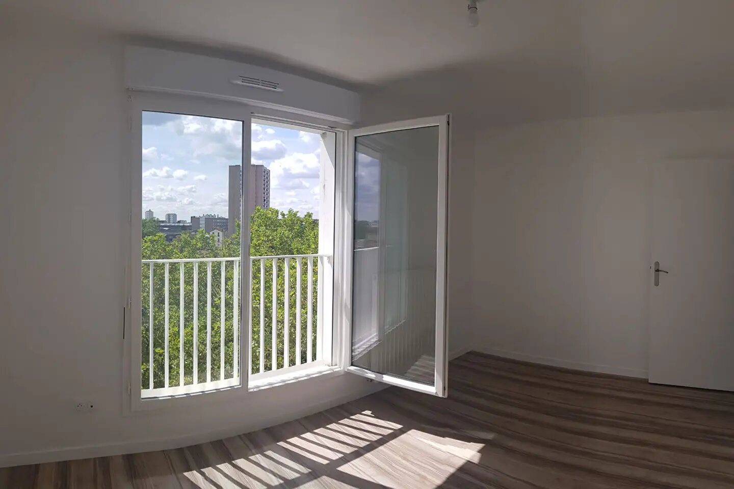 Appartement à louer, 57m², Romainville