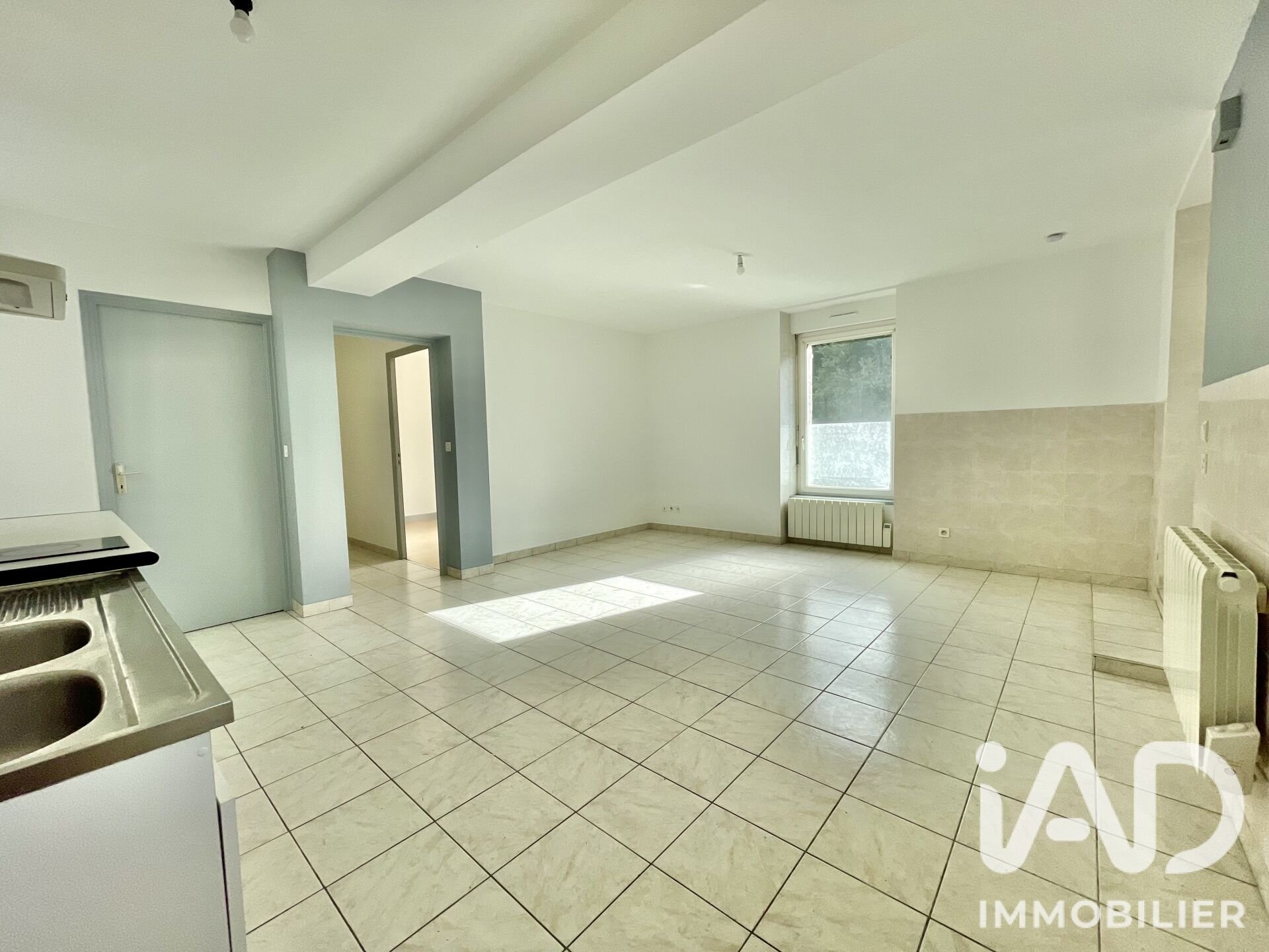 Appartement à louer, 64m², Hénon