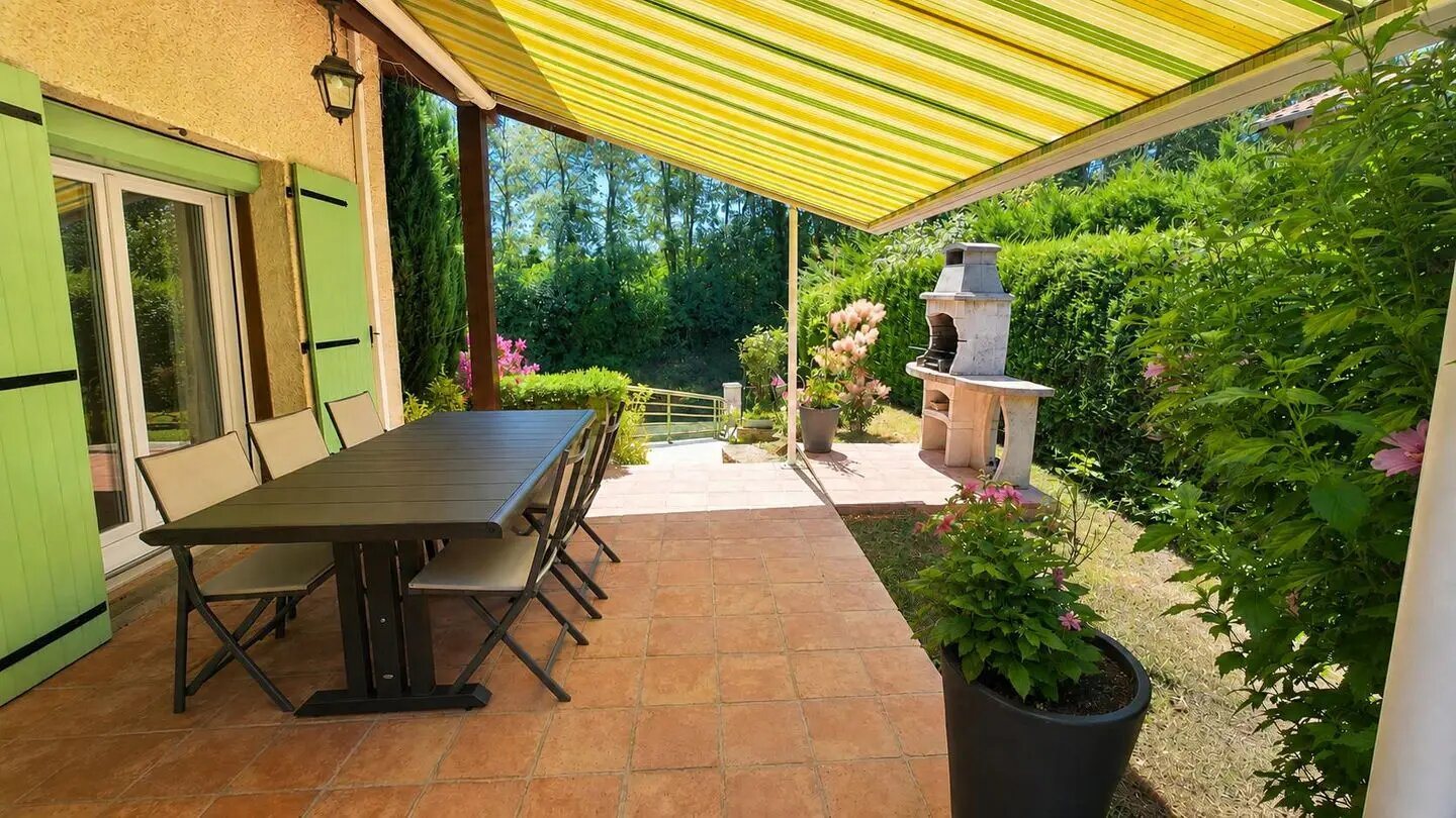 Maison à vendre, 130m², Lacenas