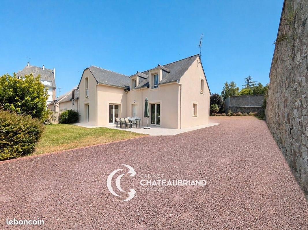 Maison à vendre, 147m², Dol-de-Bretagne