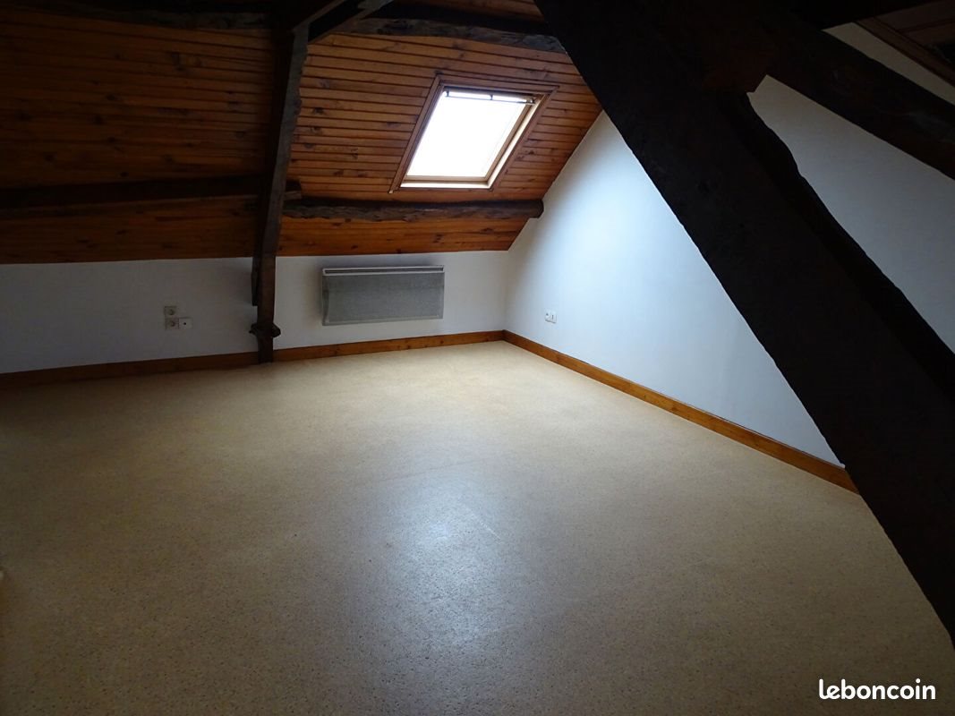 Appartement à louer, 37m², Meillac