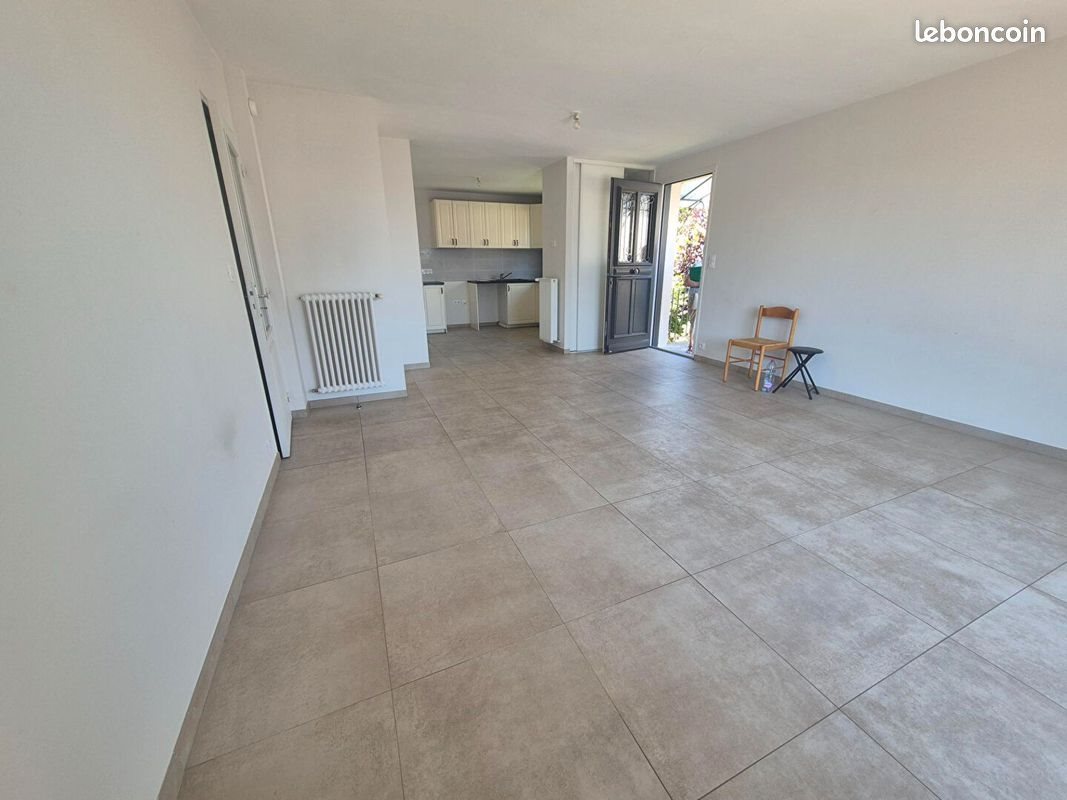 Maison à louer, 67m², Combourg