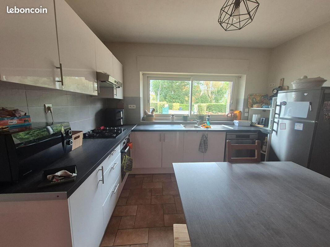 Maison à louer, 143m², Mesnil-Roc’h