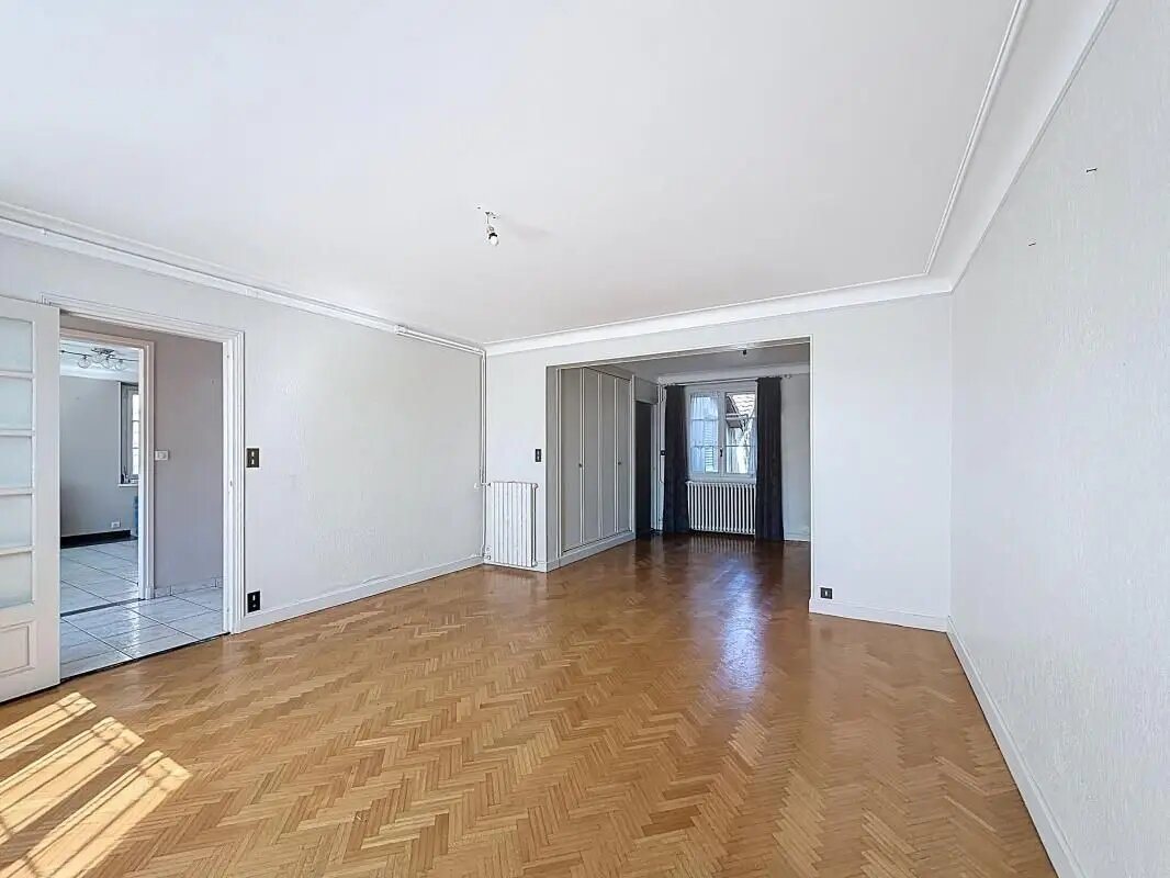 Maison à vendre, 160m², Saint-Pierre-de-Varennes